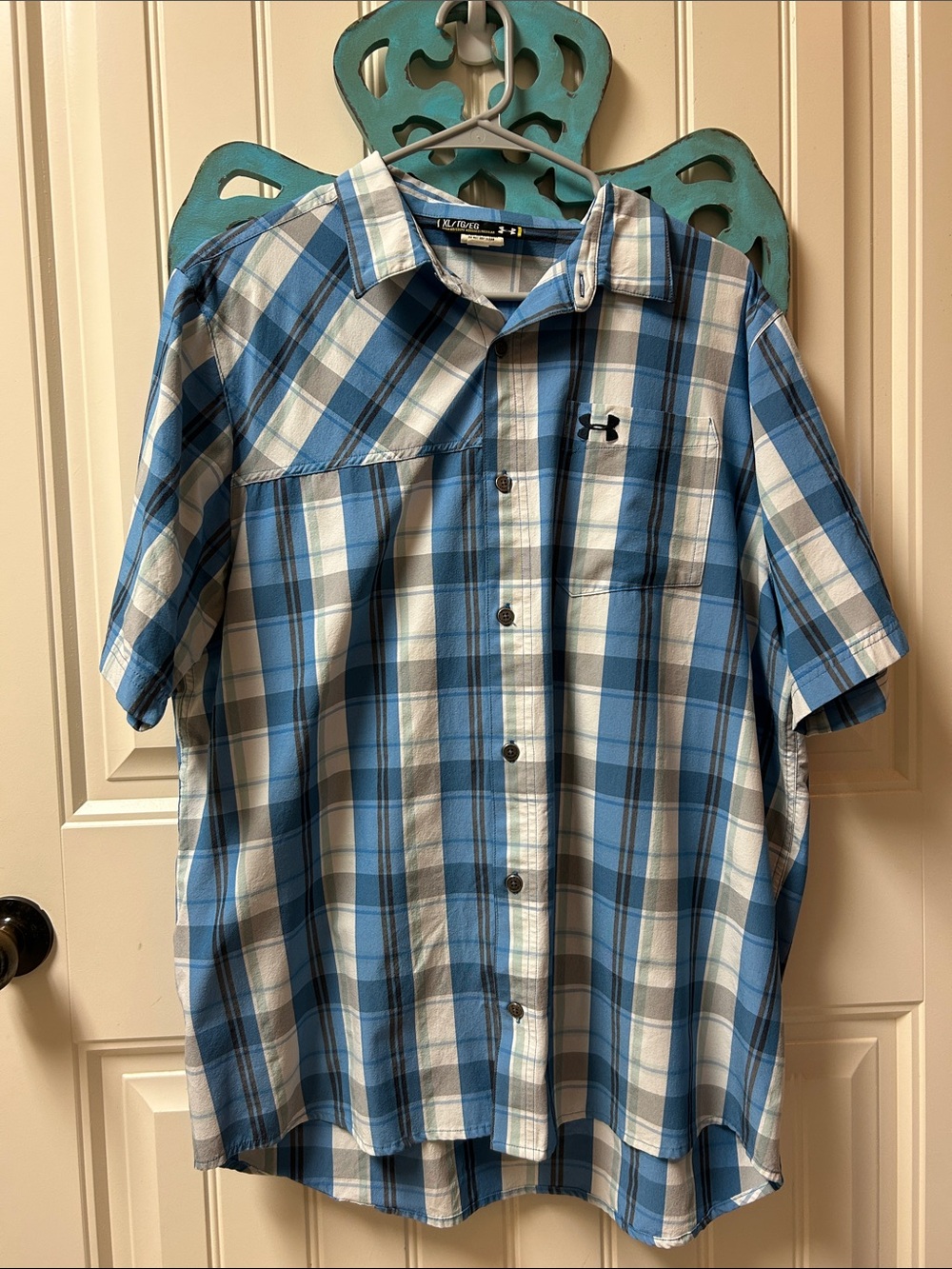 Under Armour Men’s Blue and White Plaid Short-Sleeve Button-Down Shirt